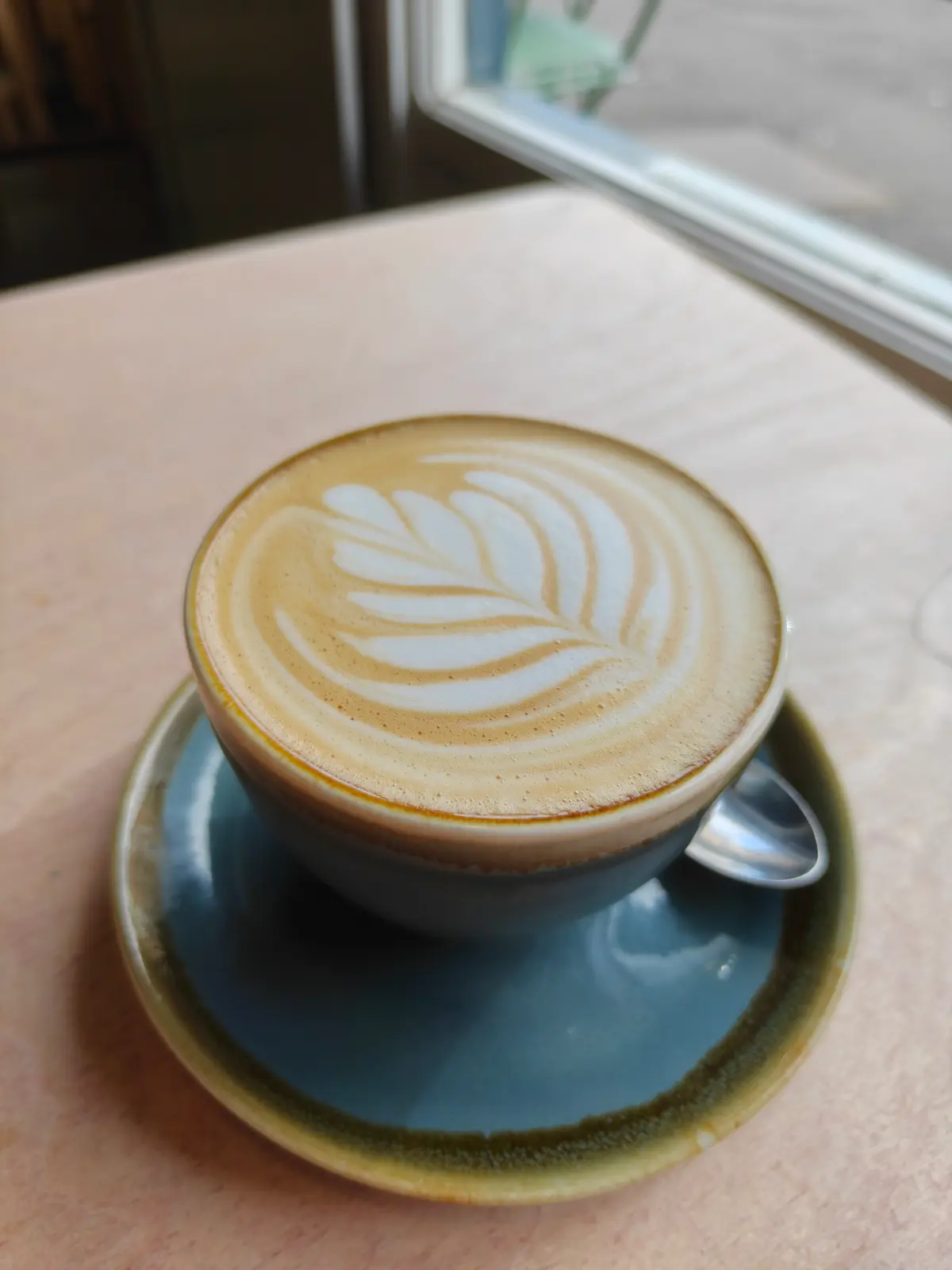 Café Salmagundi flat white